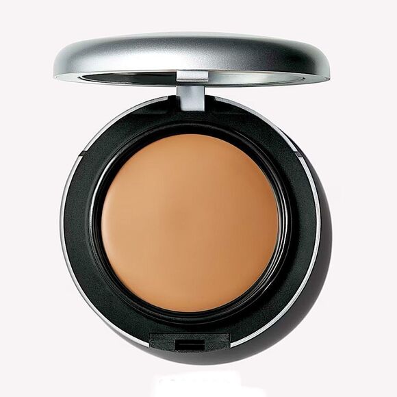 MAC Cosmetics • Studio Fix Tech • Cream-to-Powder Foundation C4.5 - Picture 8 of 10